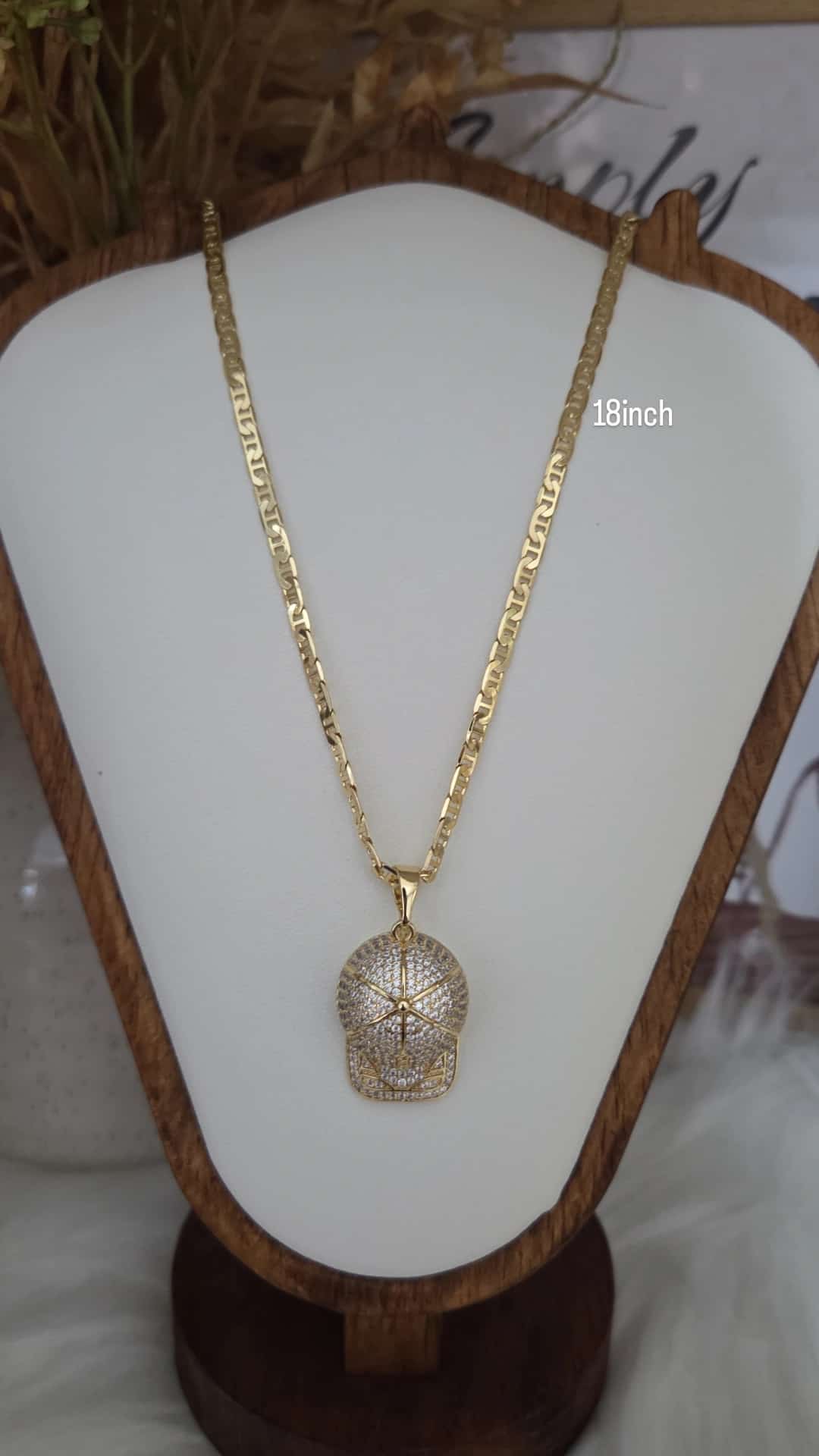 18-Inch Gold plated 14k Cap Pendant Chain Necklace