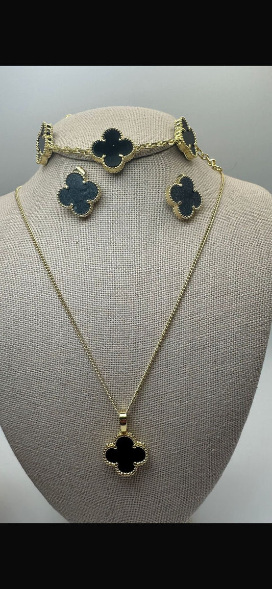 Elegant Clover Black Onyx Jewelry Set - 14kt Gold Trimmed