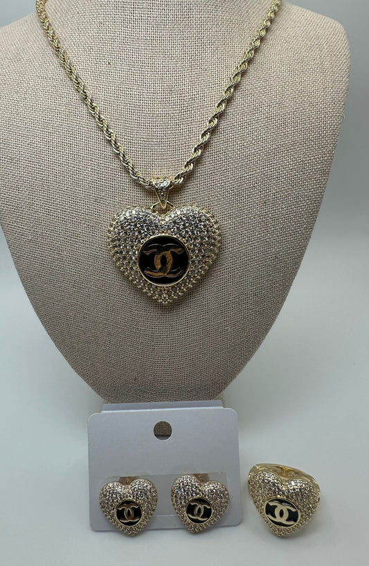 Luxurious Gold Plated Heart Jewelry Set with Rhinestone Accents - Timeless Glamour