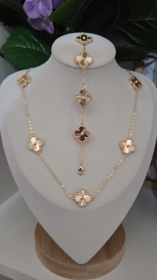 Five flowers  clovers Black Onyx Clover Necklace – 14k Gold Plated